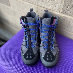 NIKE AIR ZOOM TALLAC OG